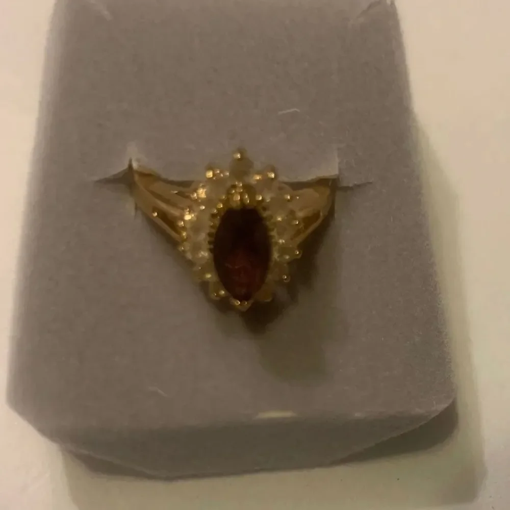 10 precious stones size 7 ladies vintage rings size 7